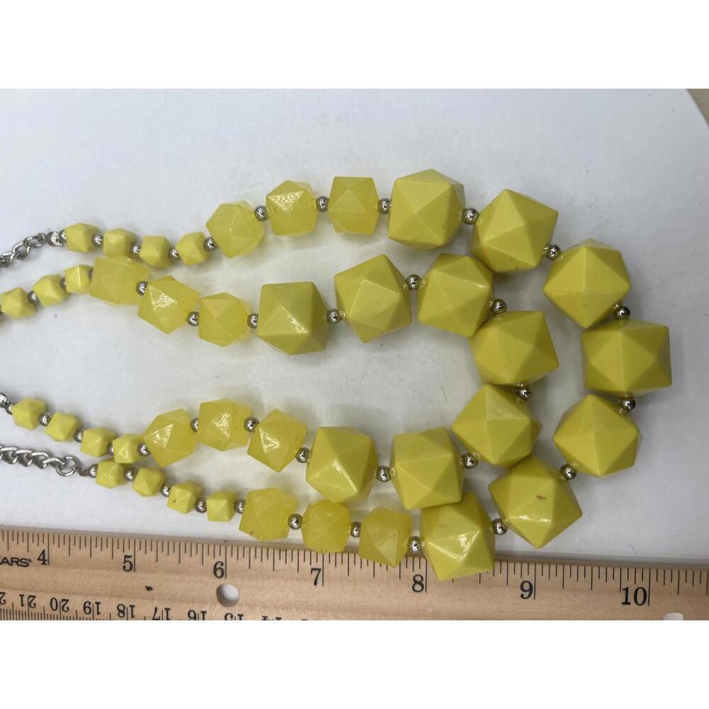 Yellow Geometric Beaded Necklace with Silver Chain   N21 - Picture 6 of 7